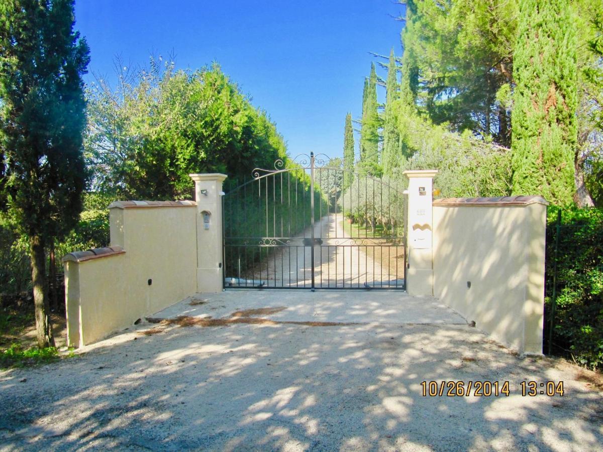 Le Vieux Pont Villa Carpentras Luaran gambar